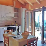 Nyaraló Gabriele Con Terrazzo E Vista Per 4 Persone Aurano