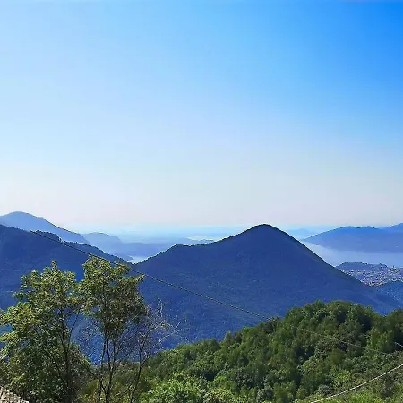 Gabriele Con Terrazzo E Vista Per 4 Persone