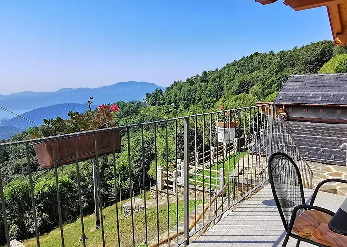 Gabriele Con Terrazzo E Vista Per 4 Persone Hébergement de vacances